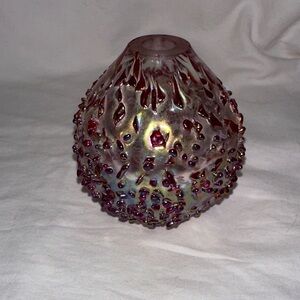 Source Unknown Iridescent Glass Art Vase